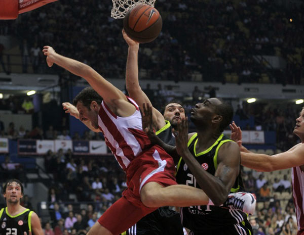 73胜勇士和今年雷霆前21场数据对比：雷霆净胜分和三分更强（前21场数据对照：今年雷霆在净胜分与三分火力上胜过73胜勇士）