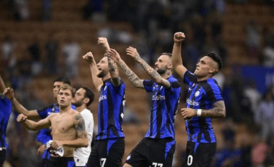 足球西甲主帅临场调整收获成效（足球西甲主帅临场变招见效）