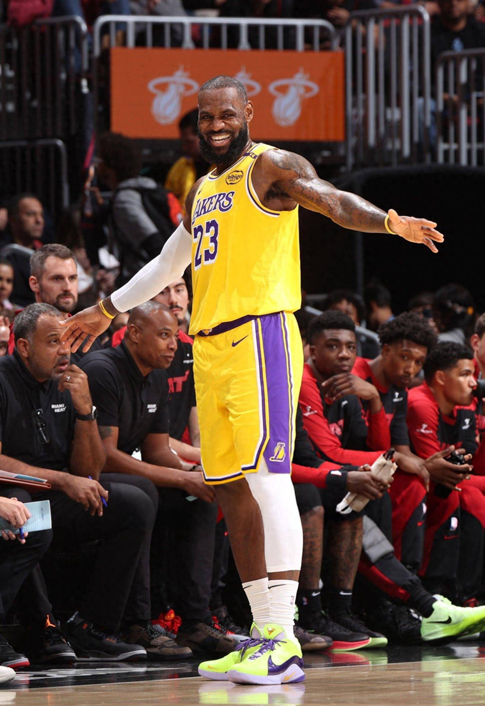 半场战报：帕尔马0-1乌迪内斯，扎尼奥洛破门（半场战况：乌迪内斯1-0领先帕尔马，扎尼奥洛建功）