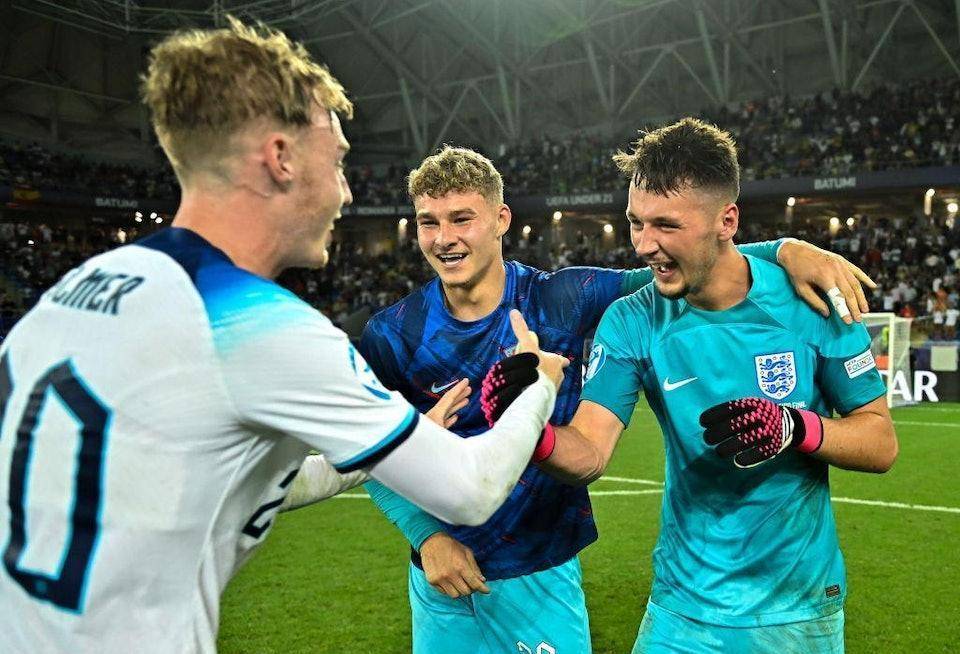 维尔茨在德国队6场1球2助攻，参与进球数与在利物浦16场持平（维尔茨为德国队6战1球2助，参与进球与在利物浦16场持平）