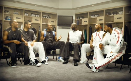 弗罗因德：奥地利重新打进世界杯意义重大；阿拉巴是个领导者（弗罗因德：奥地利重返世界杯意义非凡，阿拉巴堪称领袖）