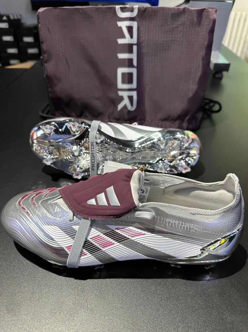 二娃回家了！穆勒现身拜仁主场，观战球队对阵美因茨（二娃归来！穆勒现身安联观战拜仁对阵美因茨）