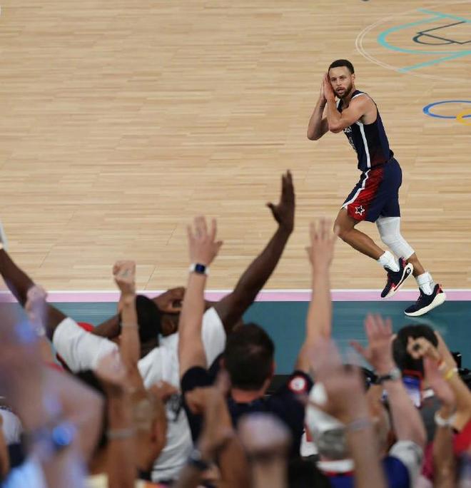 镜报：罗马已对齐尔克泽采取行动，尤文、西汉姆和埃弗顿也感兴趣（镜报：罗马出手追逐齐尔克泽，尤文、西汉姆联与埃弗顿均有意）