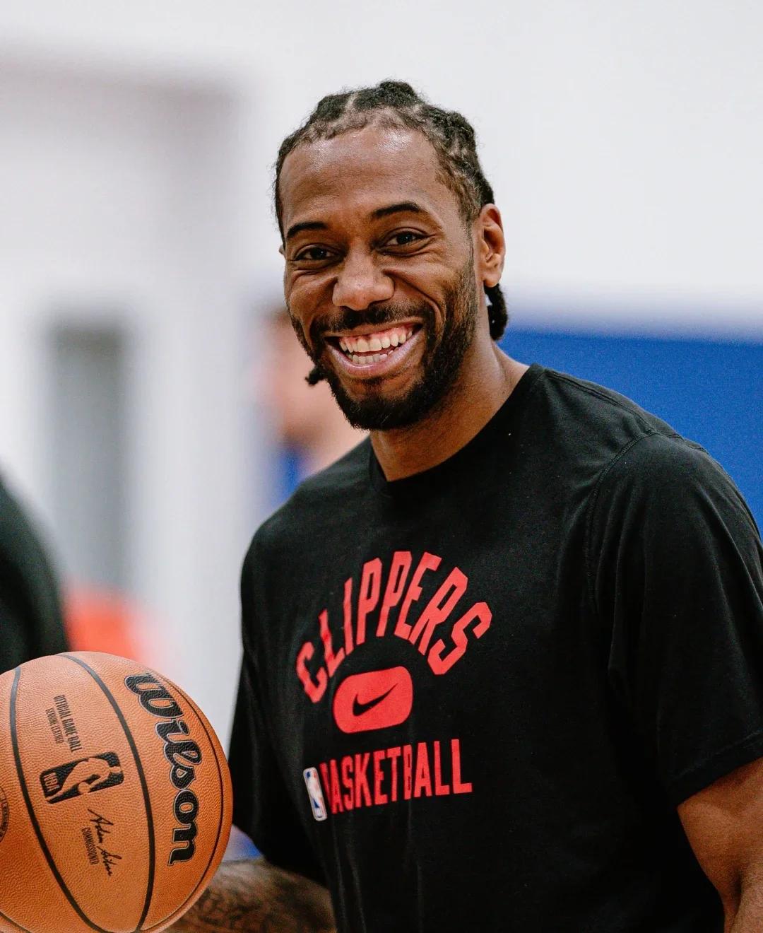 巴黎后卫扎巴尔尼：俄罗斯是恐怖主义国家（巴黎后卫扎巴尔尼称俄罗斯为恐怖主义国家）