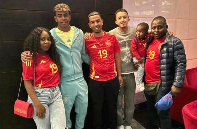 伊劳拉：曼联阵型变化给我们带来了压力，前段时间对位不理想（伊劳拉：曼联变阵让我们承压，此前对位安排并不理想）