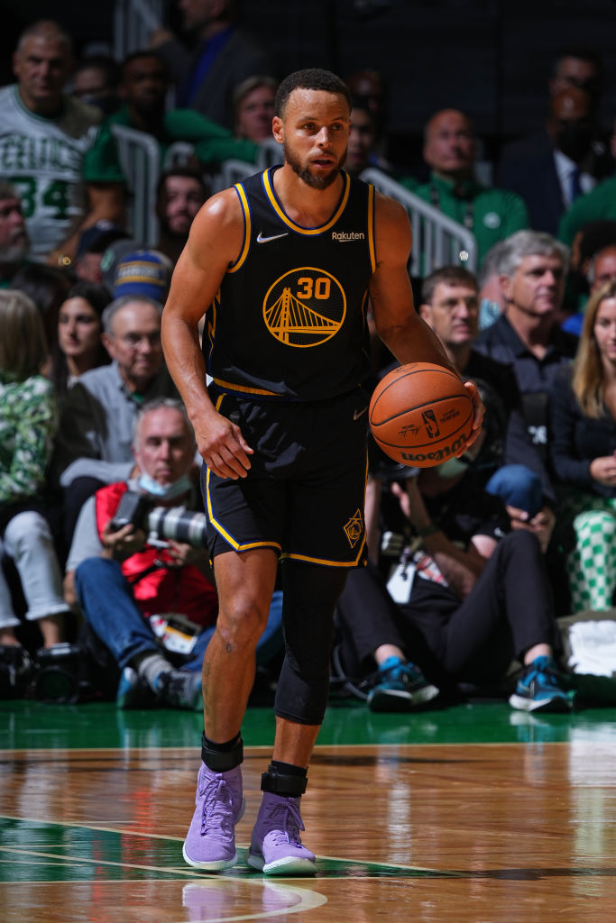 意媒：布雷默和鲁加尼今日参与全队合练，弗拉霍维奇在旁观看（意媒：布雷默、鲁加尼今日随队合练，弗拉霍维奇在场边观战）