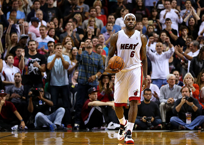 萨格斯：尽全力给布伦森的进攻制造阻力 尽量少送他上罚球线（萨格斯：全力限制布伦森进攻，尽量不给他罚球机会）