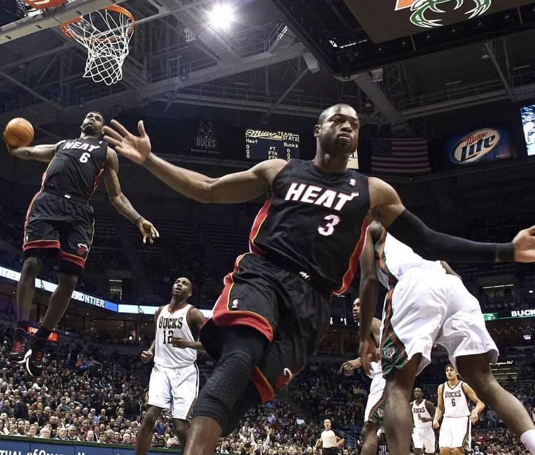 半场：马竞1-0圣吉罗斯，阿尔瓦雷斯破门，格列兹曼进球被吹（半场战报：马竞1-0暂领先圣吉罗斯，阿尔瓦雷斯破门，格列兹曼进球被判无效）