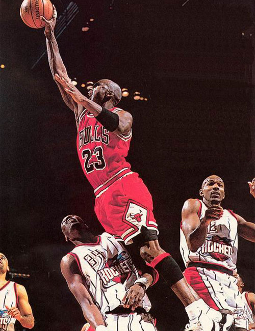 中锋连续三场戴帽，太恐怖（中锋三连场戴帽，太炸裂）